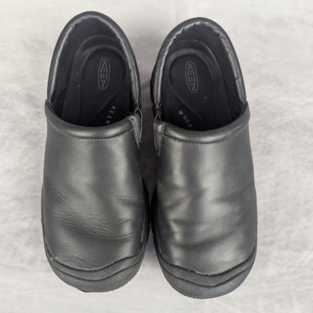 Keen Size 7 Black Leather Slip-On Loafers with Padded Comfort